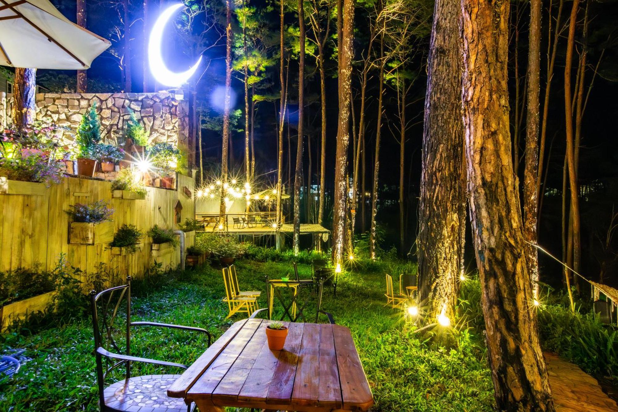De Vivre Homestay Mang Den Kon Von Kla Exterior photo